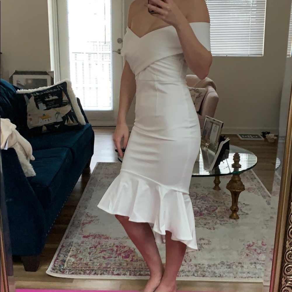 White off the shoulder fitted dress
